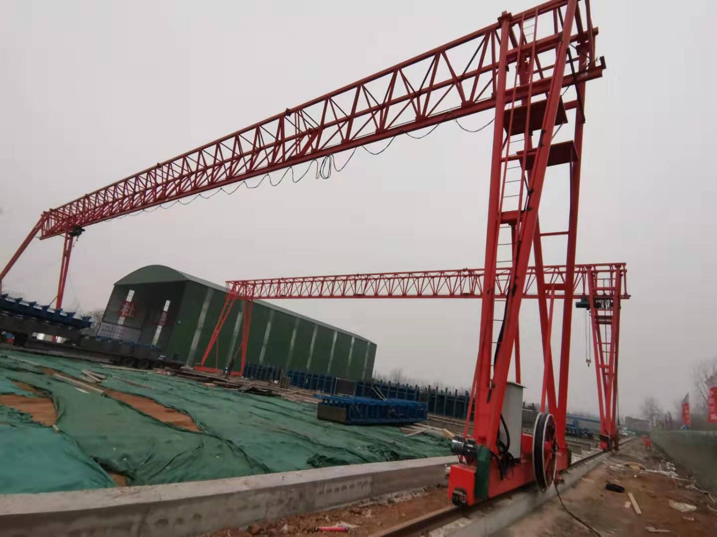 中國交建基礎建設集團，310國道改擴建洛陽新安段，ME90+90/10t-43m-9m一臺，MH10t-43m-9m-2臺，MH5t-22m-9m-1臺