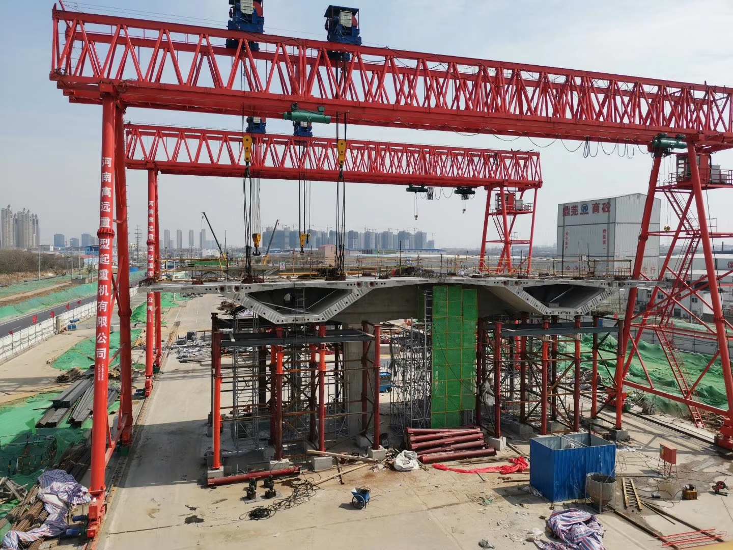 鄭州市政工程集團南四環項目，ME100+100t-57m-20m-2臺，ME100+100t-44m-20m-2臺，