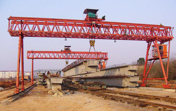 龍門吊怎么進(jìn)行防腐處理？龍門吊平時怎么防止金屬部件氧化？