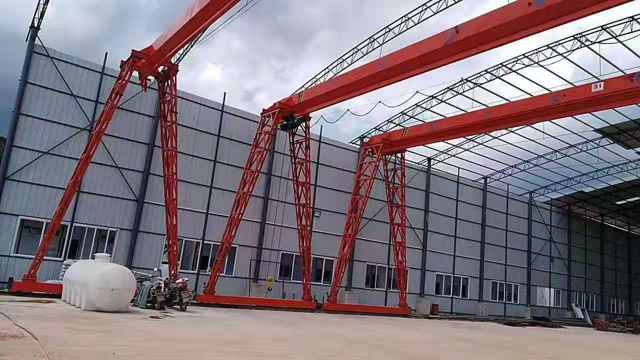 MHGY10噸上包下花葫蘆龍門在冬季的時候該怎么保養(yǎng)？需要注意哪些問題？