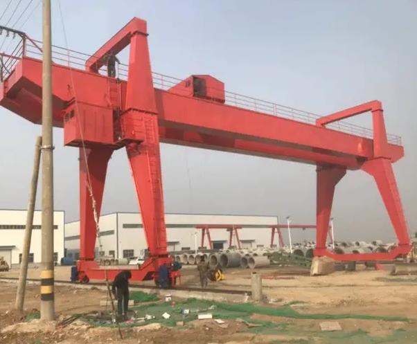 MG貨場(chǎng)門式起重機(jī)對(duì)驅(qū)動(dòng)行走裝置都有哪些要求?廠家告訴您這四點(diǎn)