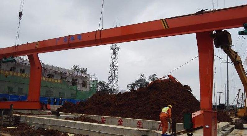 MDG單梁龍門吊由兩種驅動方式,手柄遙控機有幾根線,都有什么用?