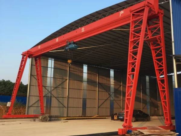 龍門吊保持視野清晰對避免盲區至關重要,你了解如何做到嗎?